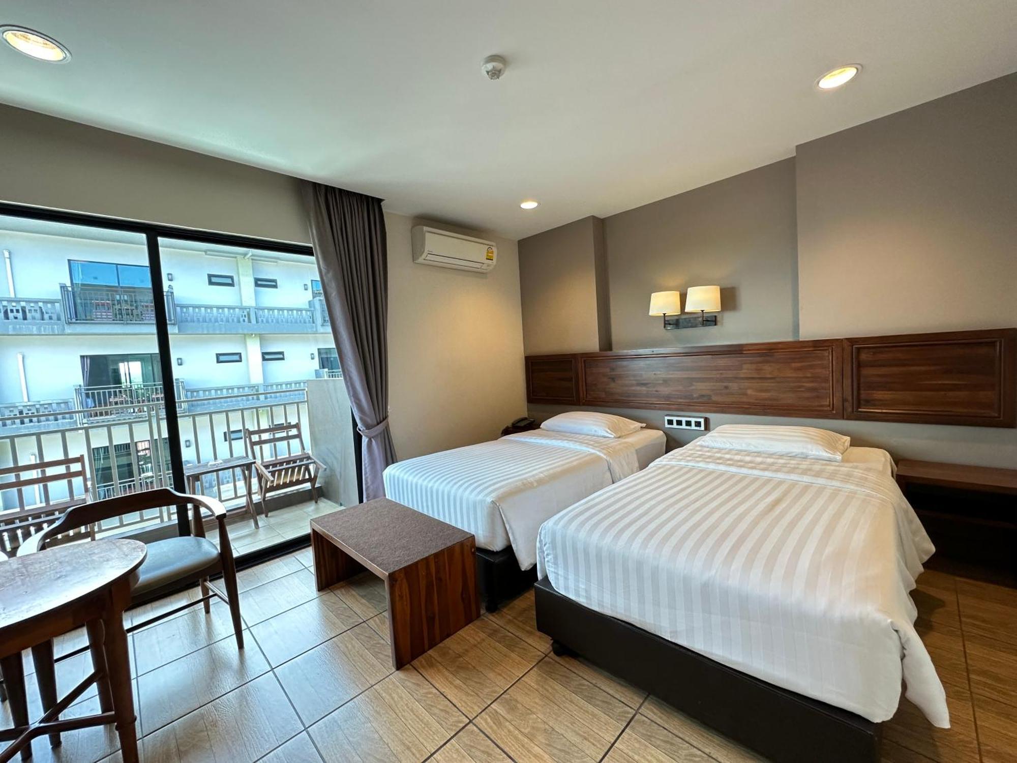 Mangrove Prestige Hotel Na Chom Thian Exterior foto