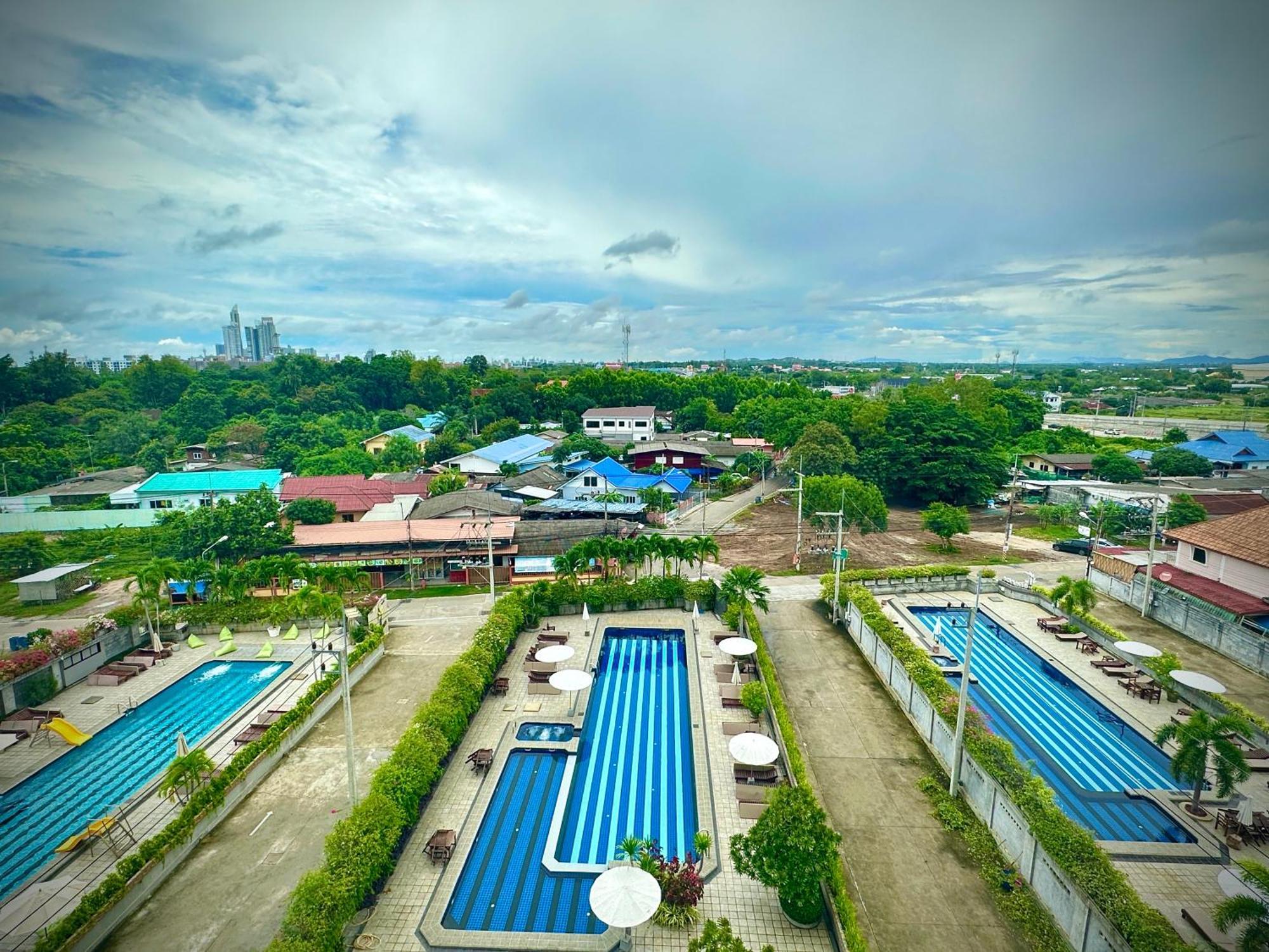 Mangrove Prestige Hotel Na Chom Thian Exterior foto